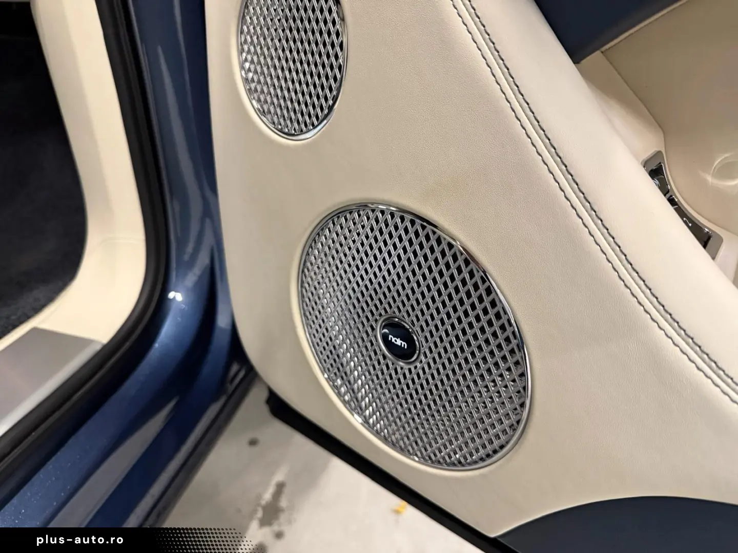 BENTLEY Bentayga 4.0 V8 EWB Azure 4WD Autom.