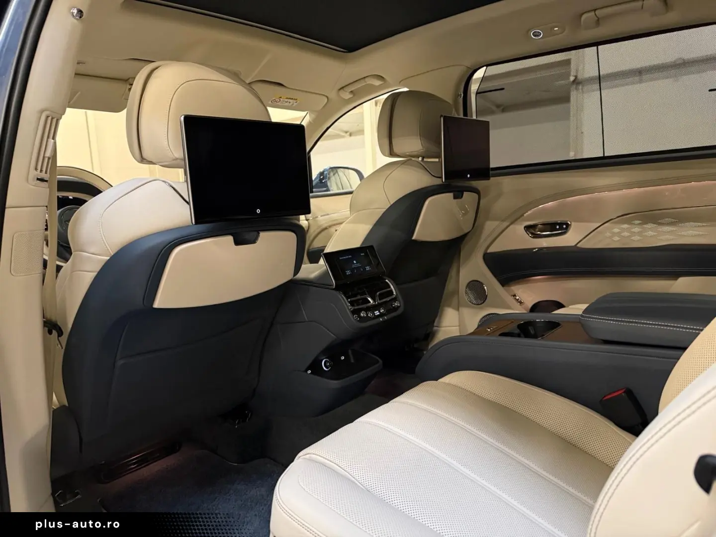 BENTLEY Bentayga 4.0 V8 EWB Azure 4WD Autom.