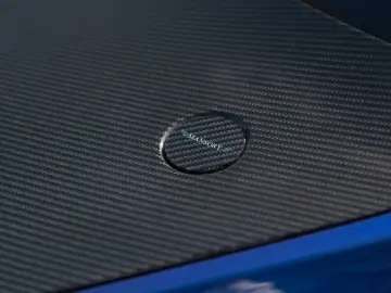 BENTLEY Bentayga V8 MANSORY   CARBON CERAMIC BRAKES