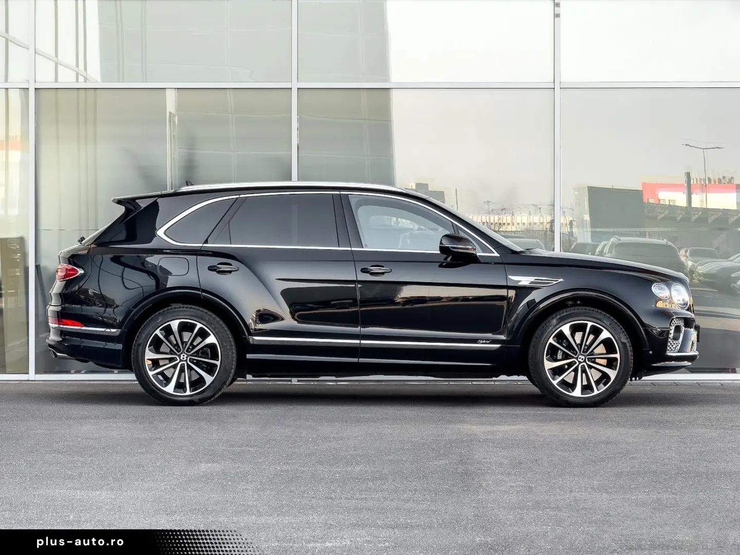 BENTLEY Bentayga Hybrid