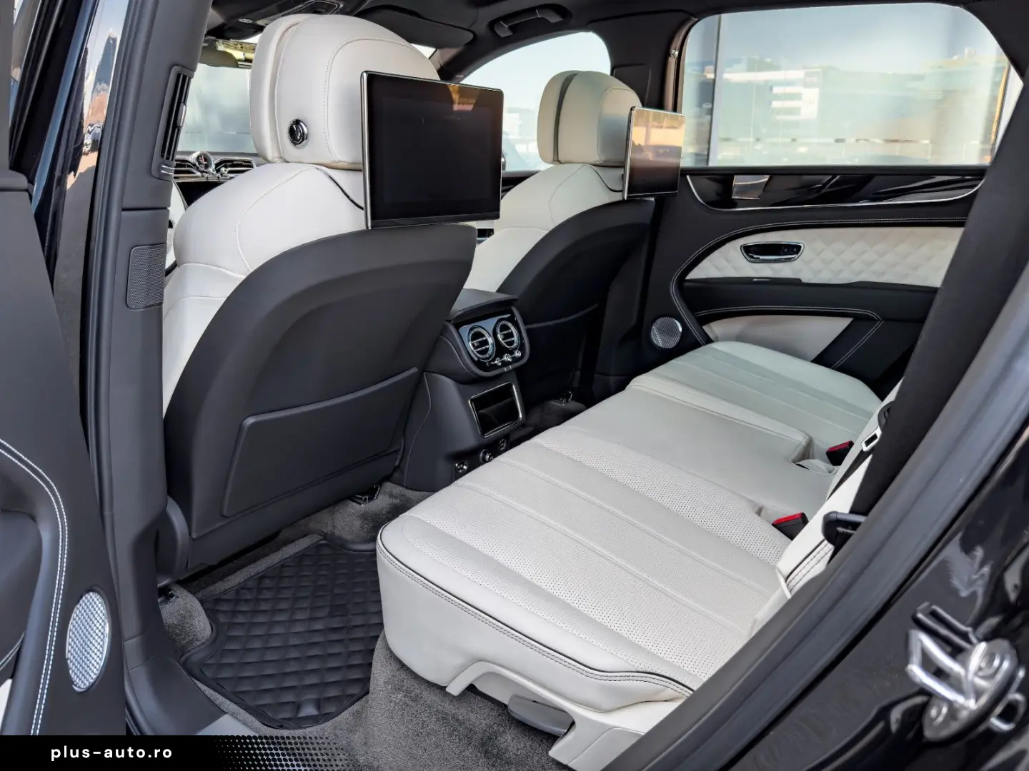 BENTLEY Bentayga Hybrid