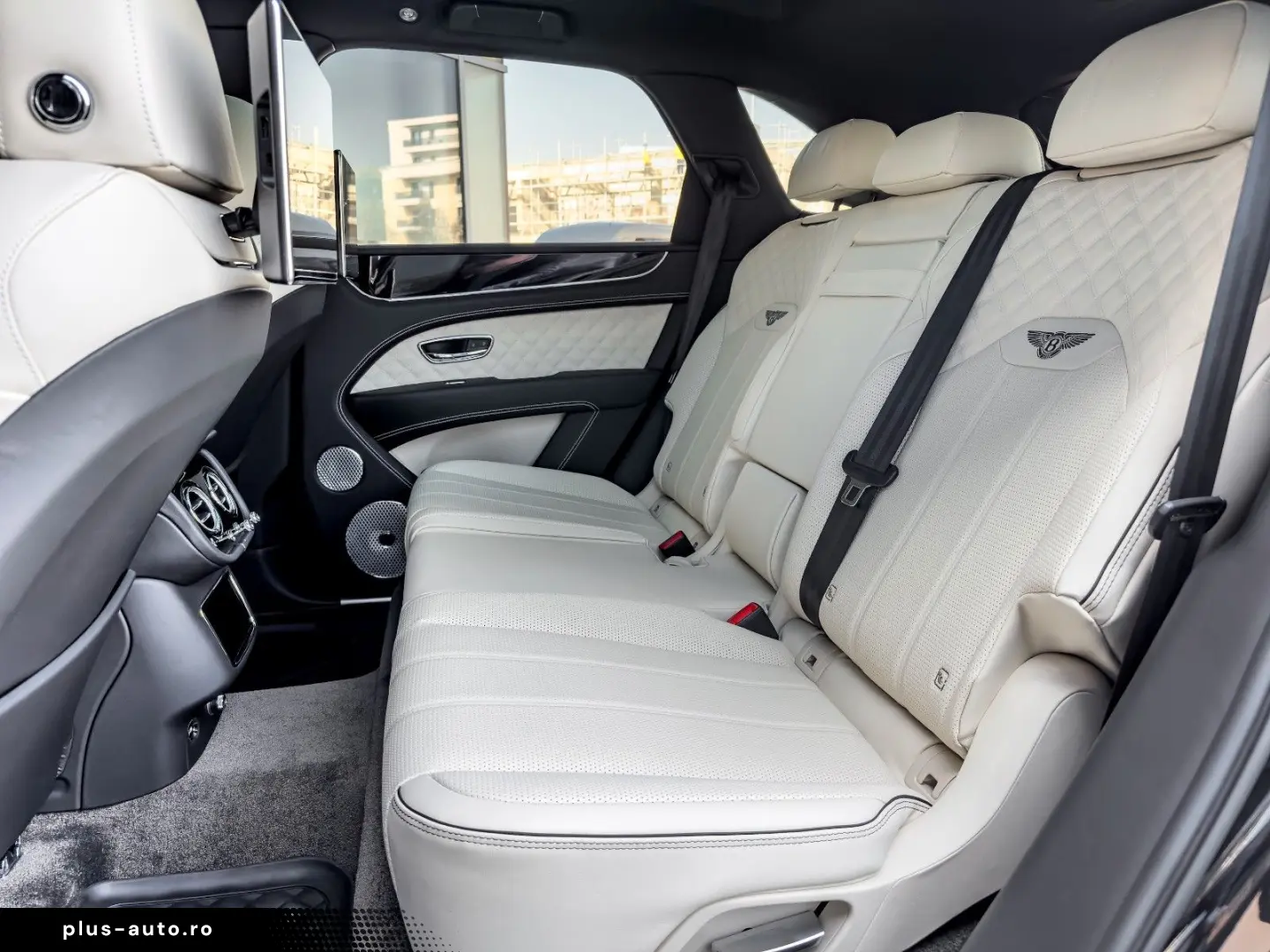 BENTLEY Bentayga Hybrid