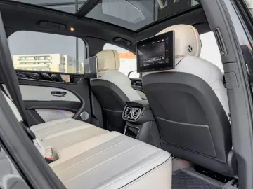 BENTLEY Bentayga Hybrid