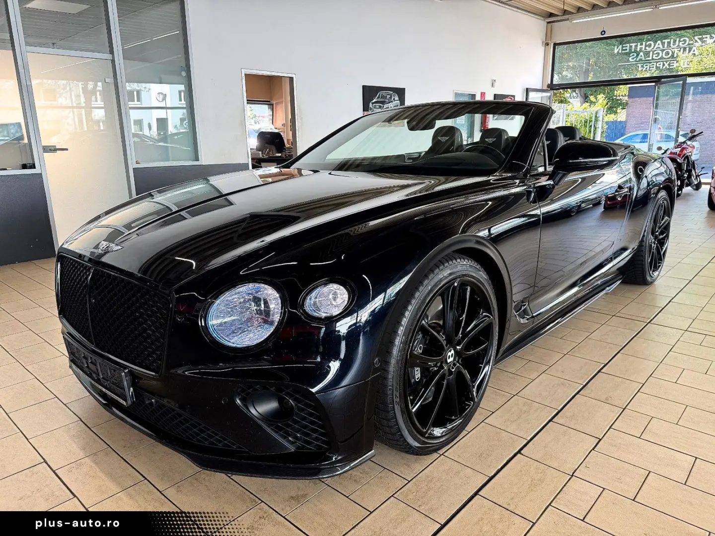 BENTLEY CONTINENTAL GTC 4.0 V8 4WD VOLL HUD MASSAGE 22