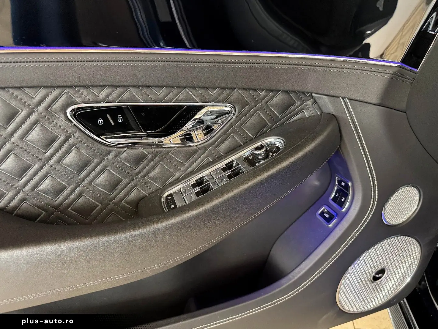 BENTLEY CONTINENTAL GTC 4.0 V8 4WD VOLL HUD MASSAGE 22