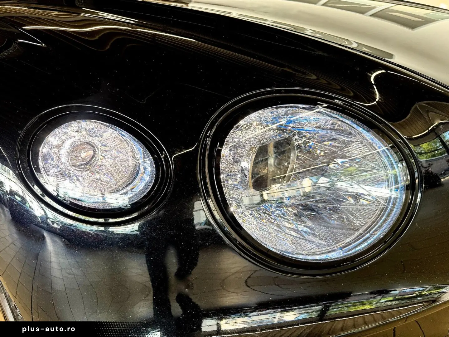 BENTLEY CONTINENTAL GTC 4.0 V8 4WD VOLL HUD MASSAGE 22