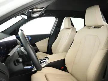 BMW X3 30e xDrive M Sport Matrix Pano HUD HK 360 20