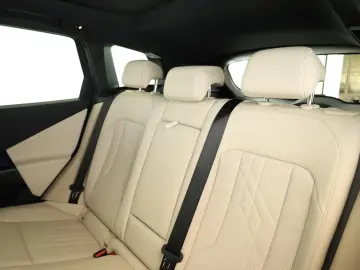 BMW X3 30e xDrive M Sport Matrix Pano HUD HK 360 20