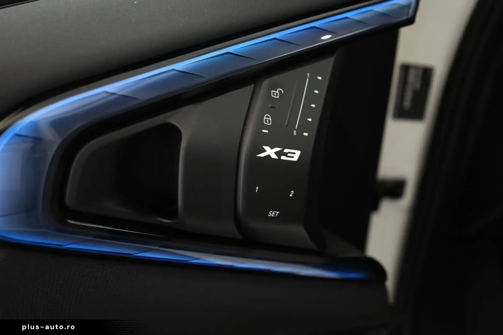 BMW X3 30e xDrive M Sport Matrix Pano HUD HK 360 20