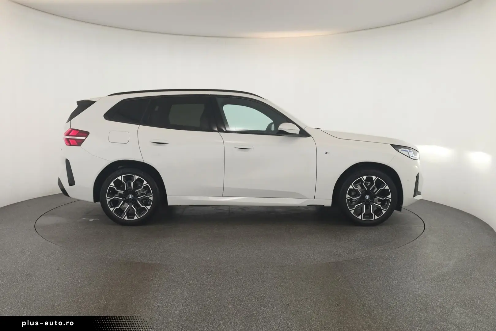 BMW X3 30e xDrive M Sport Matrix Pano HUD HK 360 20