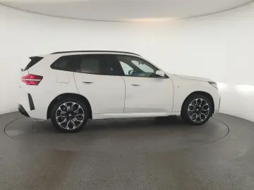 BMW X3 30e xDrive M Sport Matrix Pano HUD HK 360 20