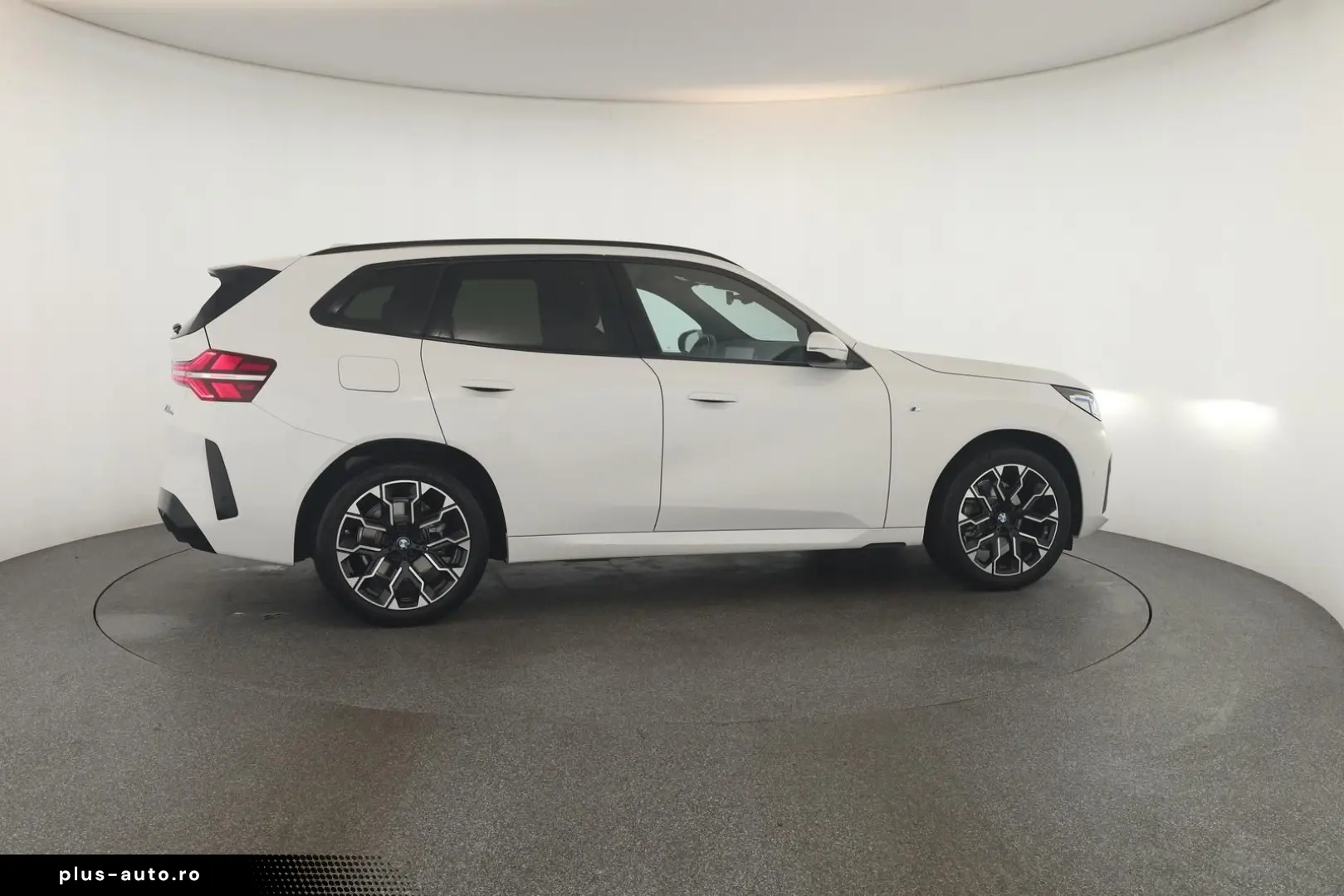 BMW X3 30e xDrive M Sport Matrix Pano HUD HK 360 20