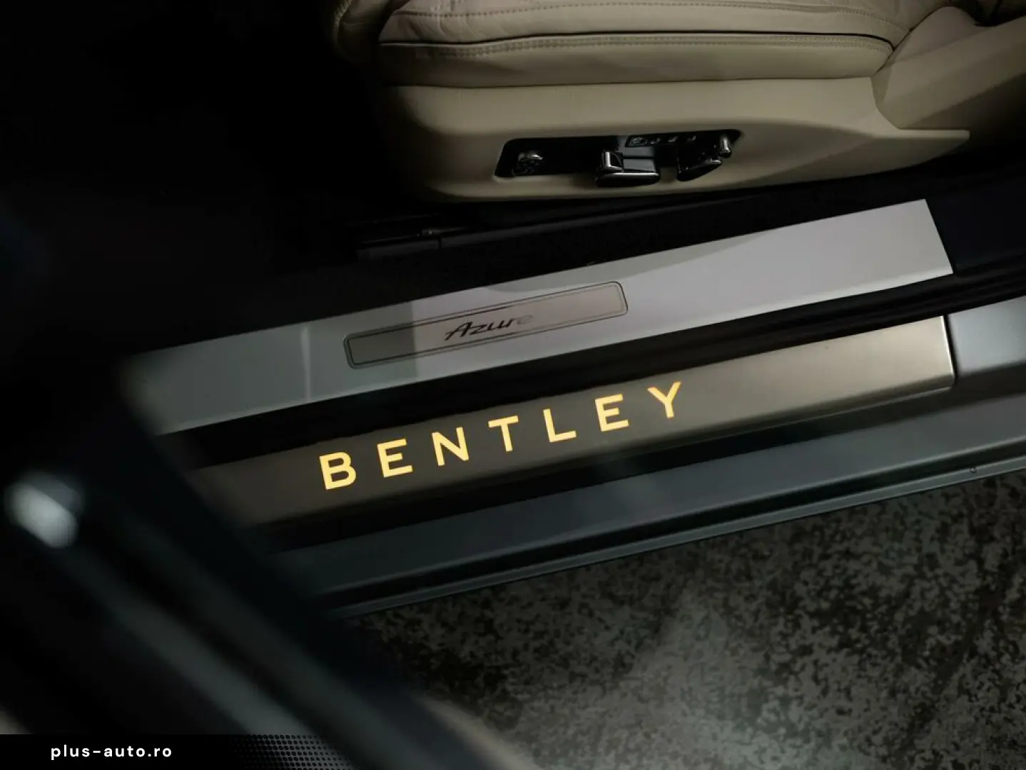 BENTLEY Continental GTC Azure V8