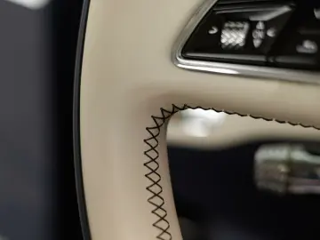 BENTLEY Continental GTC Azure V8