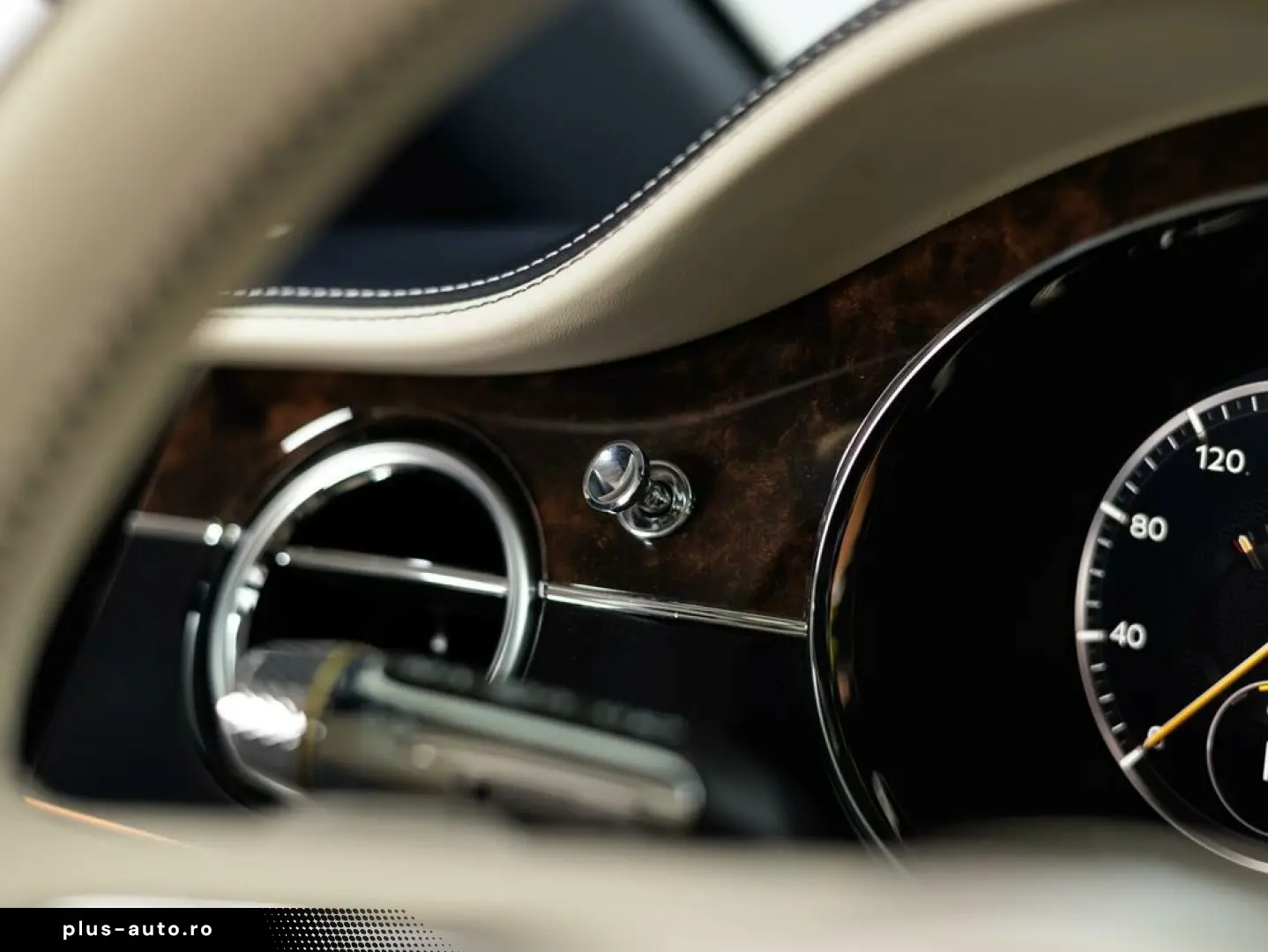 BENTLEY Continental GTC Azure V8