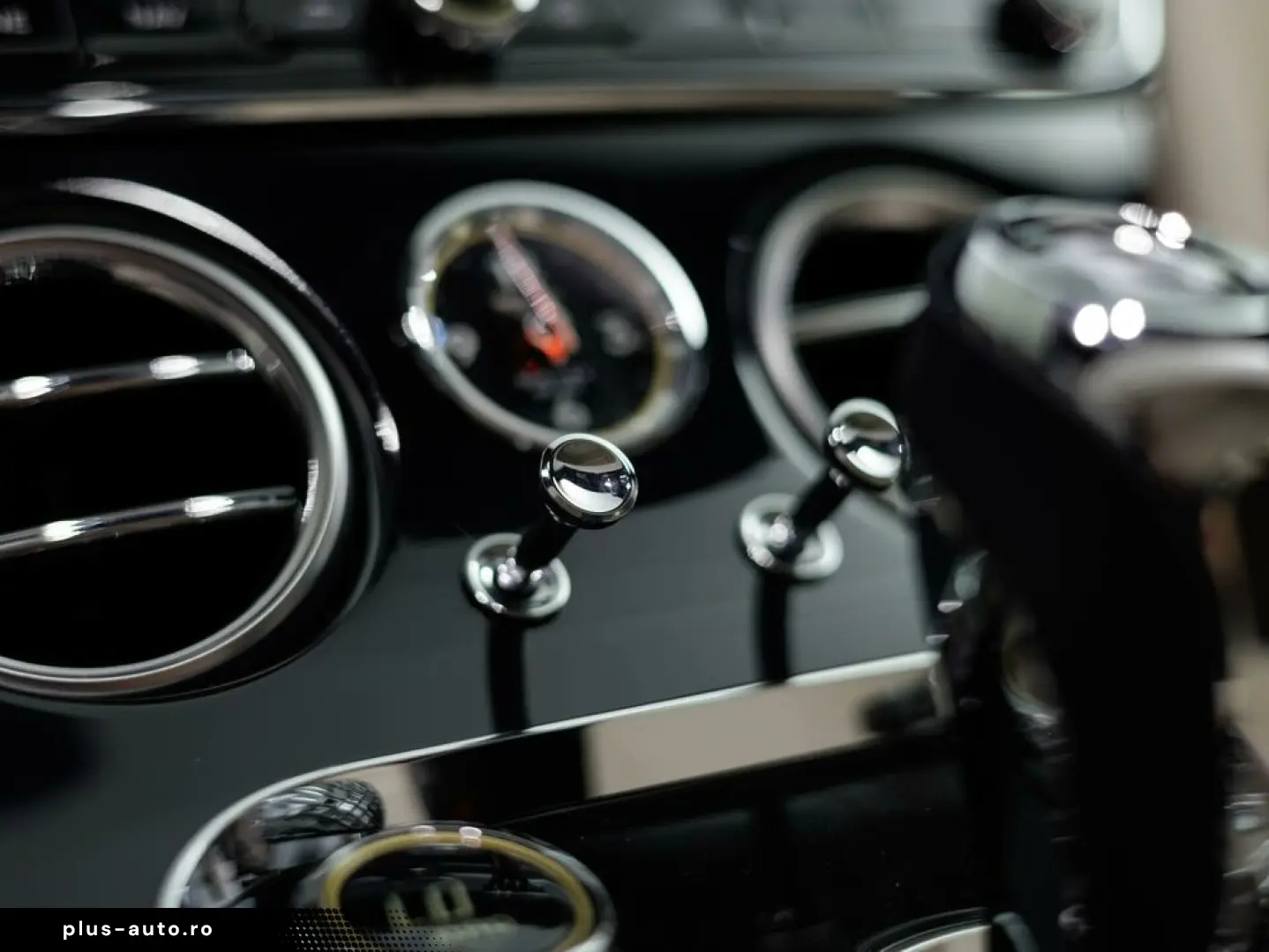 BENTLEY Continental GTC Azure V8