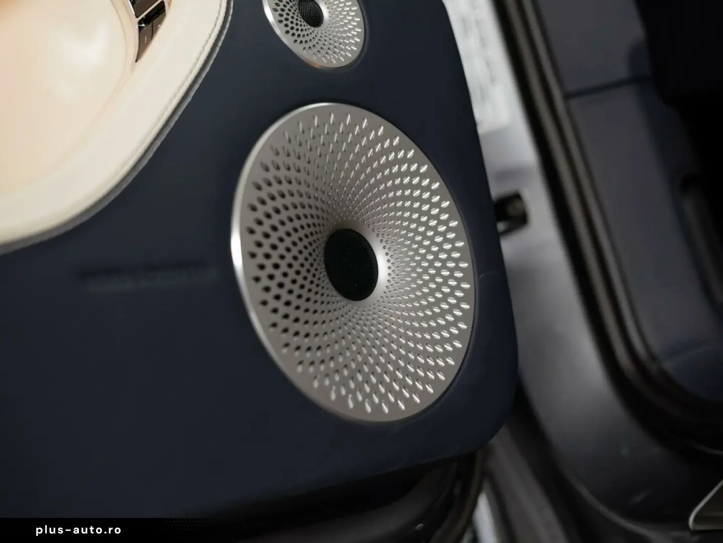 BENTLEY Continental GTC Azure V8