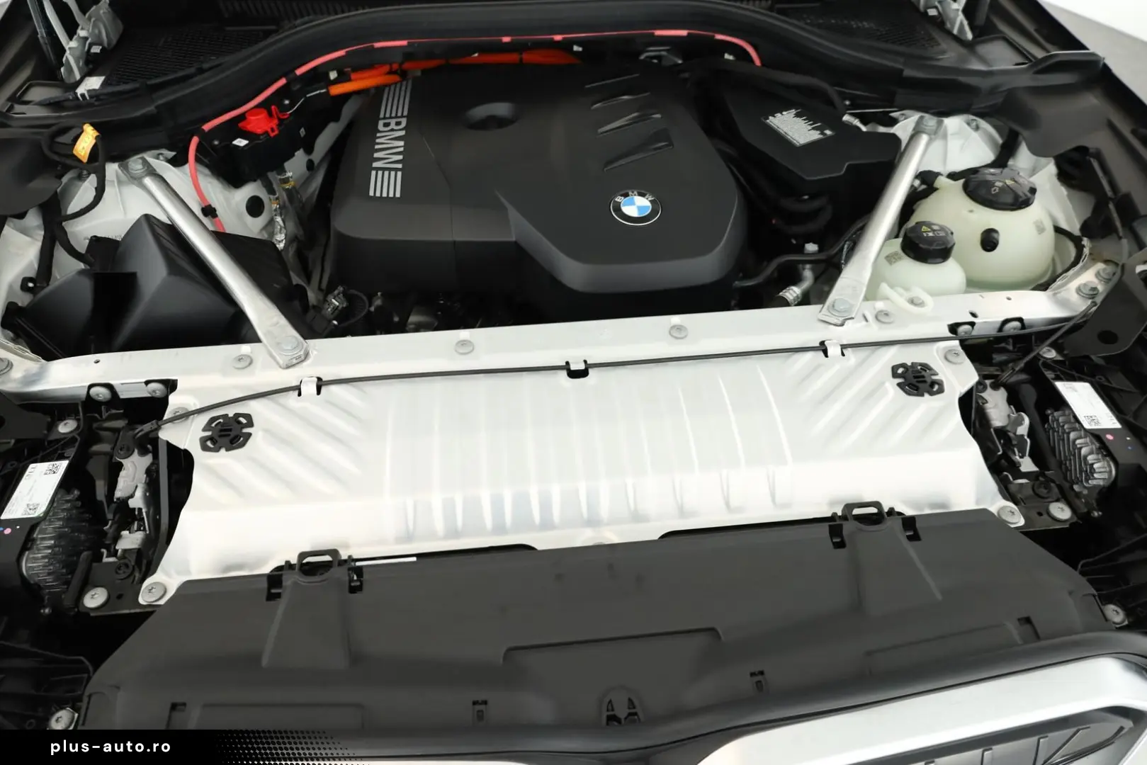 BMW X3 30e xDrive M Sport Matrix Pano HUD HK 360 20