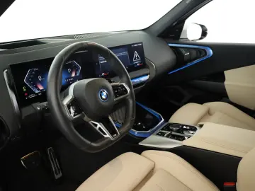 BMW X3 30e xDrive M Sport Matrix Pano HUD HK 360 20