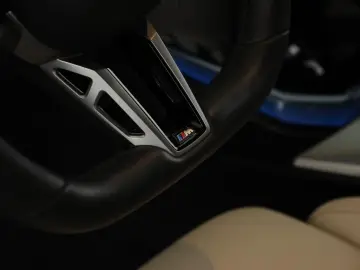 BMW X3 30e xDrive M Sport Matrix Pano HUD HK 360 20