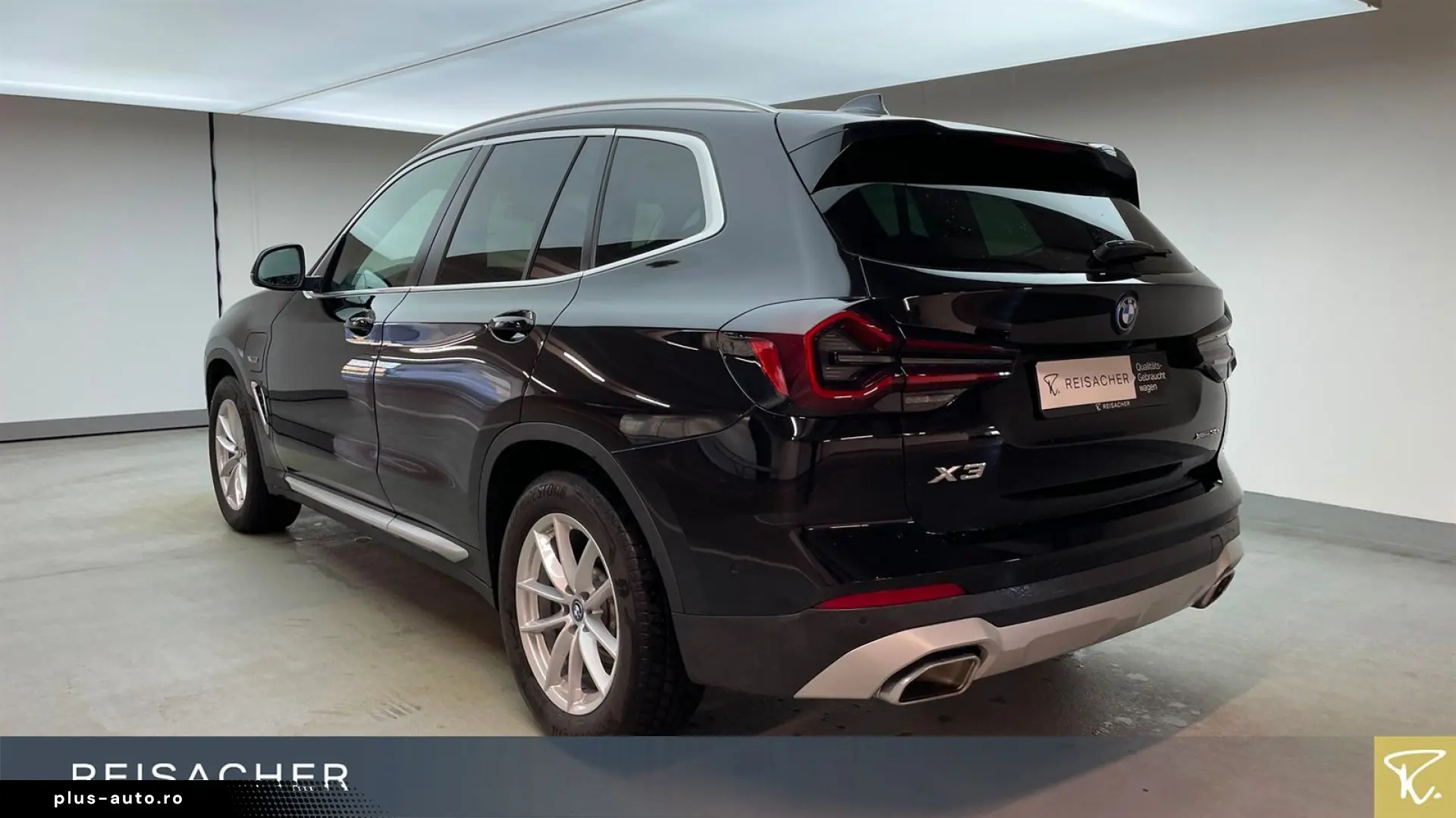 BMW X3 xDrive 30e LCProf HUD ACC PA  LM18  Pano