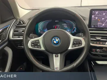 BMW X3 xDrive 30e LCProf HUD ACC PA  LM18  Pano