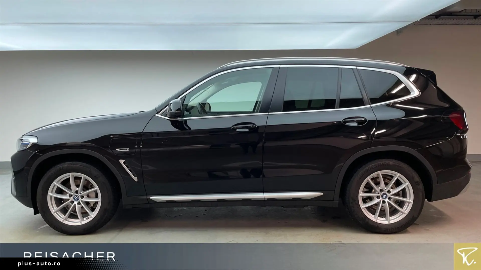 BMW X3 xDrive 30e LCProf HUD ACC PA  LM18  Pano