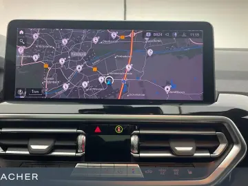 BMW X3 xDrive 30e LCProf HUD ACC PA  LM18  Pano