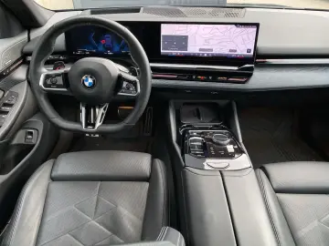 BMW 520d xDr SAG M Sport AHK PAN LED  LHZ hk 360CAM