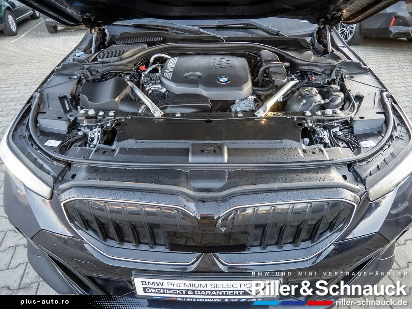 BMW 520d xDrive M-Sport PANO NAVI AHK ACC HUD 360