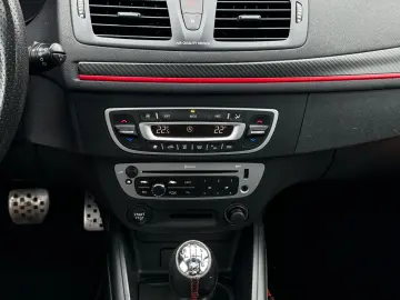 GT-Line Bose 1.5 dCi 110CP   Garantie   In rate