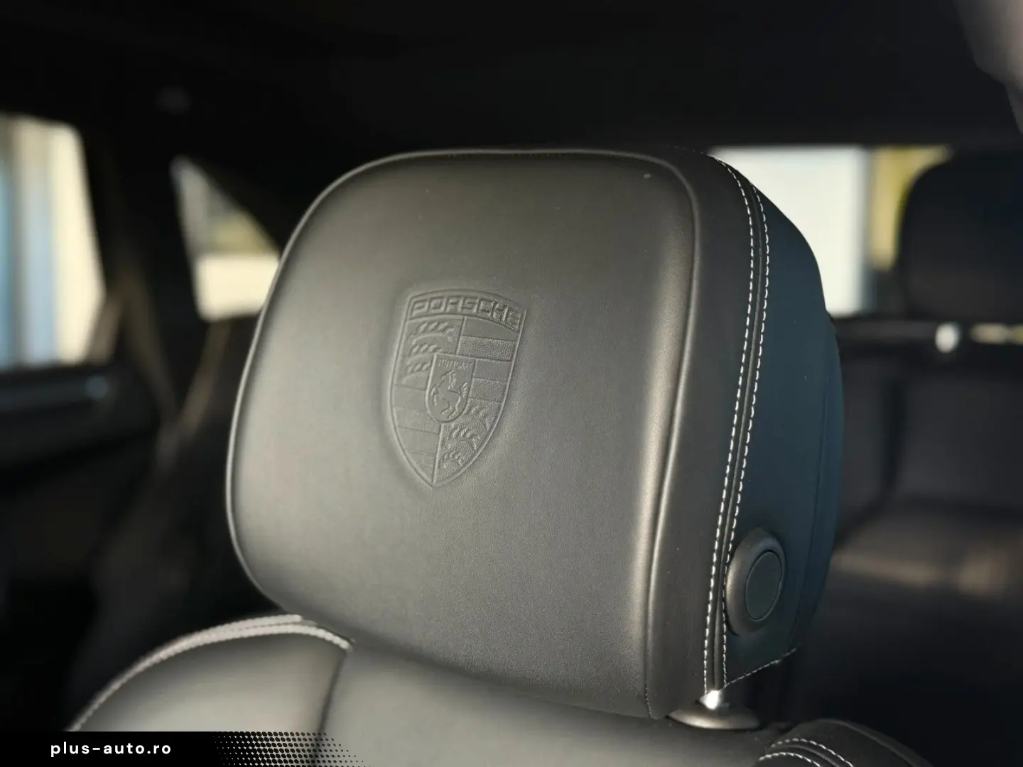 PORSCHE Macan T Alcantara 360