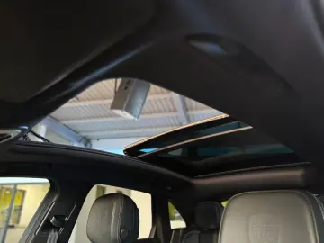 PORSCHE Macan T Alcantara 360