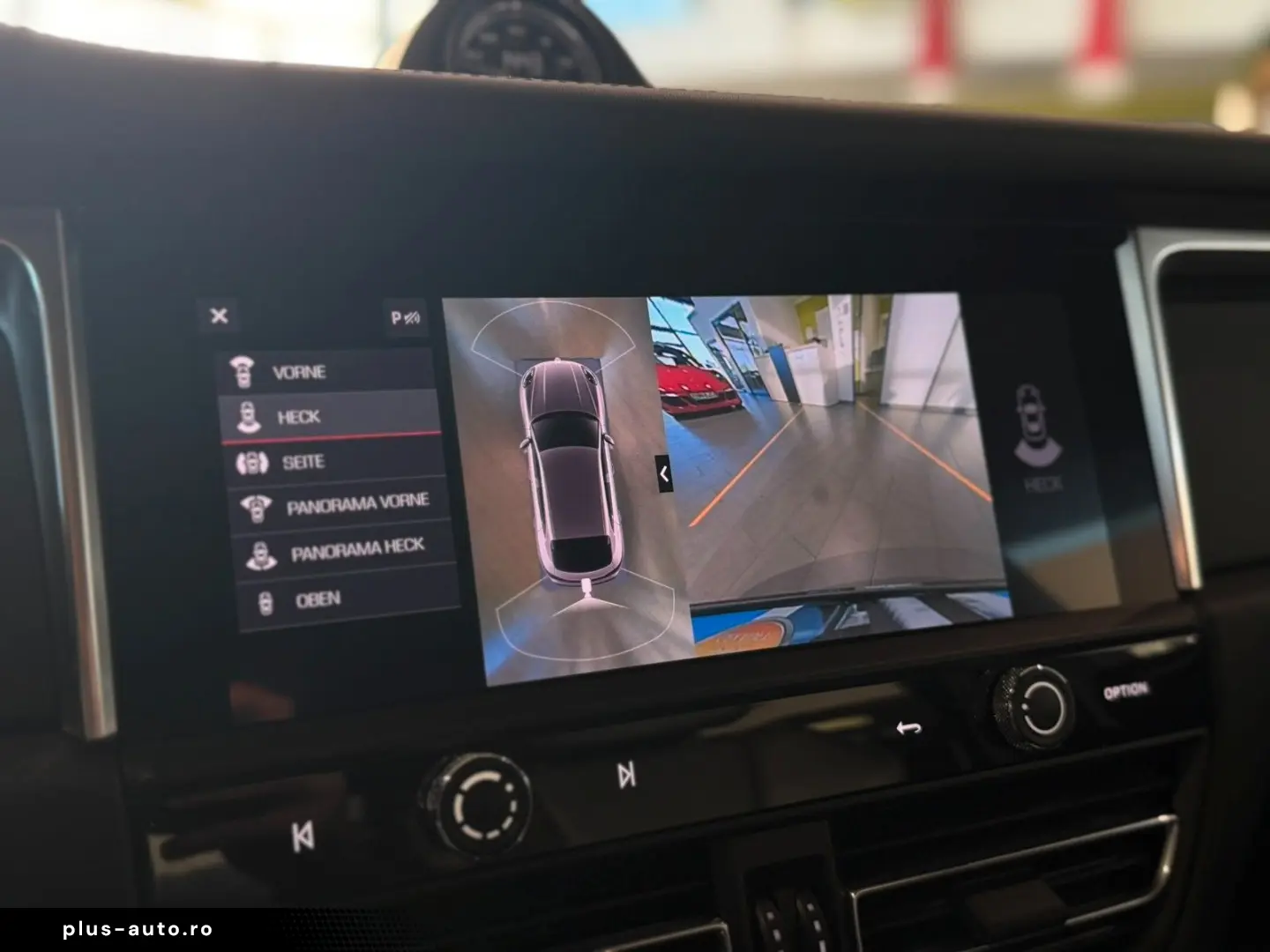 PORSCHE Macan T Alcantara 360