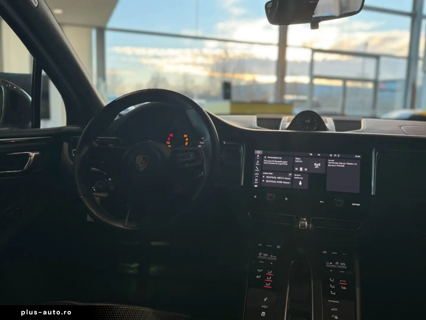 PORSCHE Macan T Alcantara 360