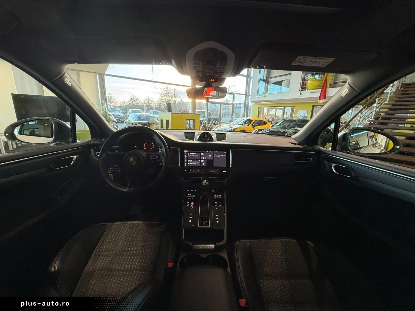 PORSCHE Macan T Alcantara 360
