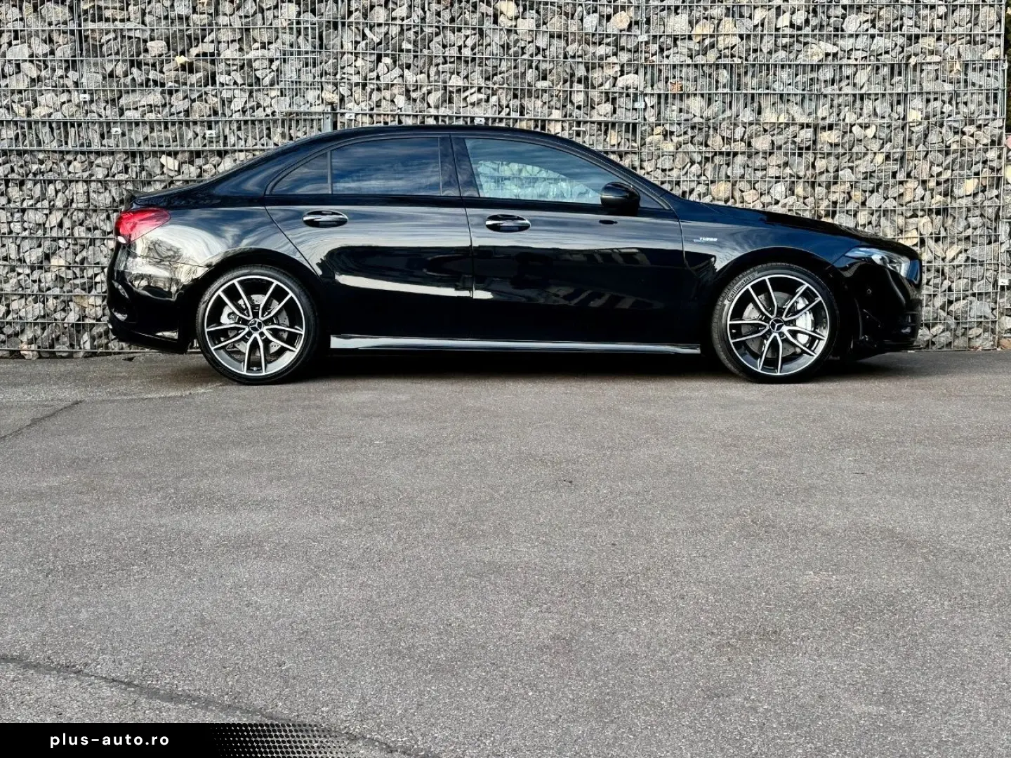 MERCEDES-BENZ A 35 AMG Limousine 4matic - Pano -Aero Paket