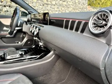 MERCEDES-BENZ A 35 AMG Limousine 4matic - Pano -Aero Paket