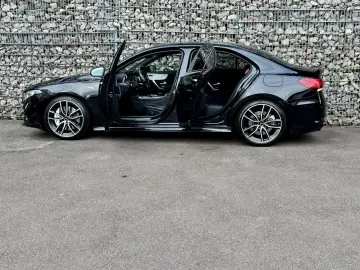 MERCEDES-BENZ A 35 AMG Limousine 4matic - Pano -Aero Paket