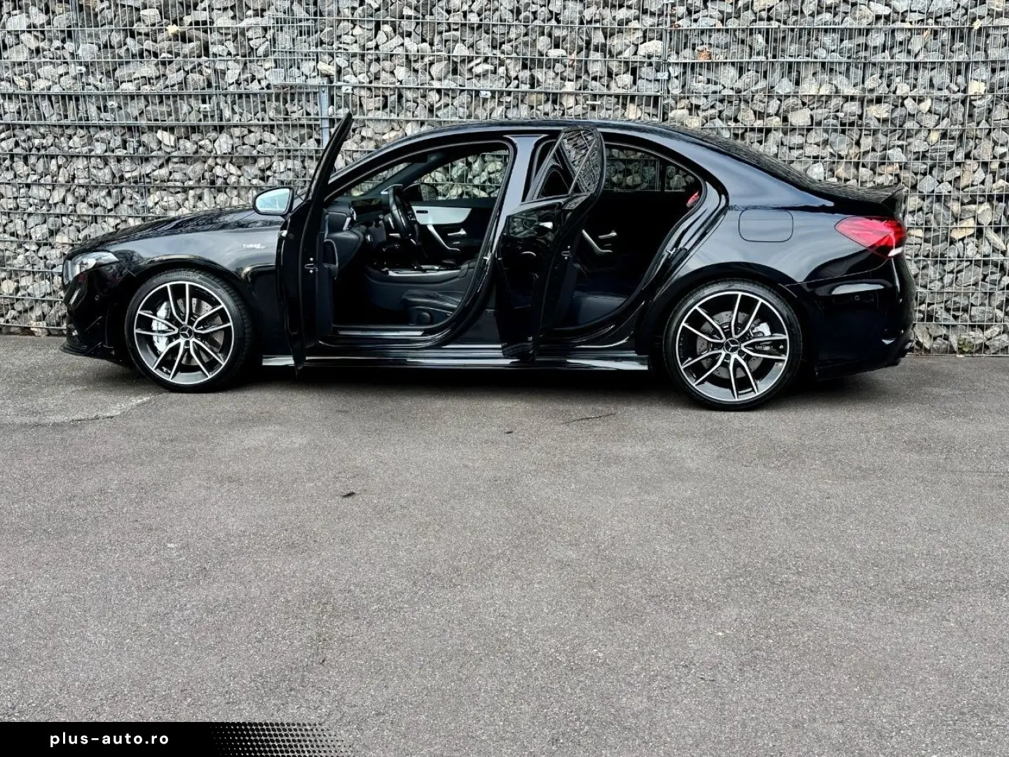 MERCEDES-BENZ A 35 AMG Limousine 4matic - Pano -Aero Paket