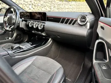 MERCEDES-BENZ A 35 AMG Limousine 4matic - Pano -Aero Paket