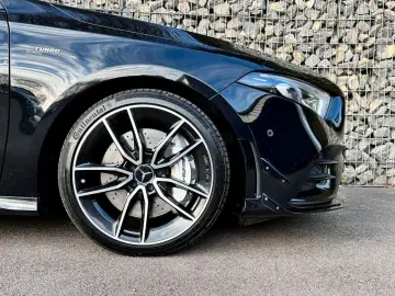 MERCEDES-BENZ A 35 AMG Limousine 4matic - Pano -Aero Paket