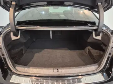 RENAULT TALISMAN 2.0 dCi 200CP Initiale Paris EDC