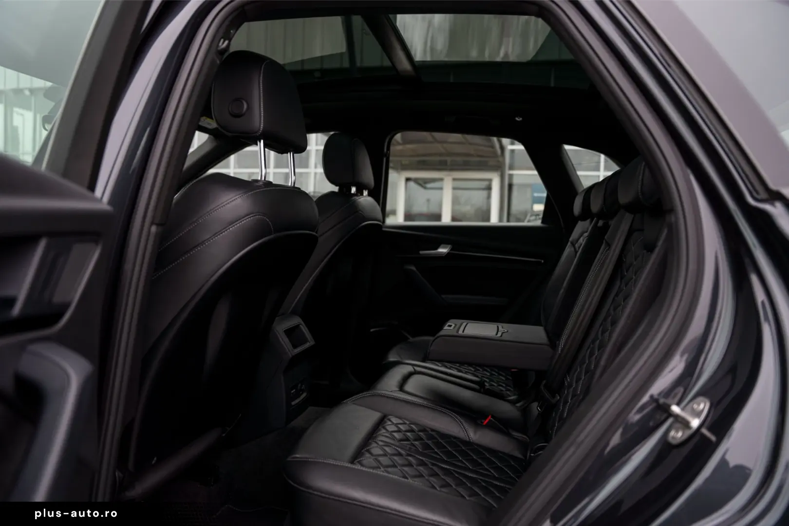 Audi Q5 40 TDI quattro S tronic S line business