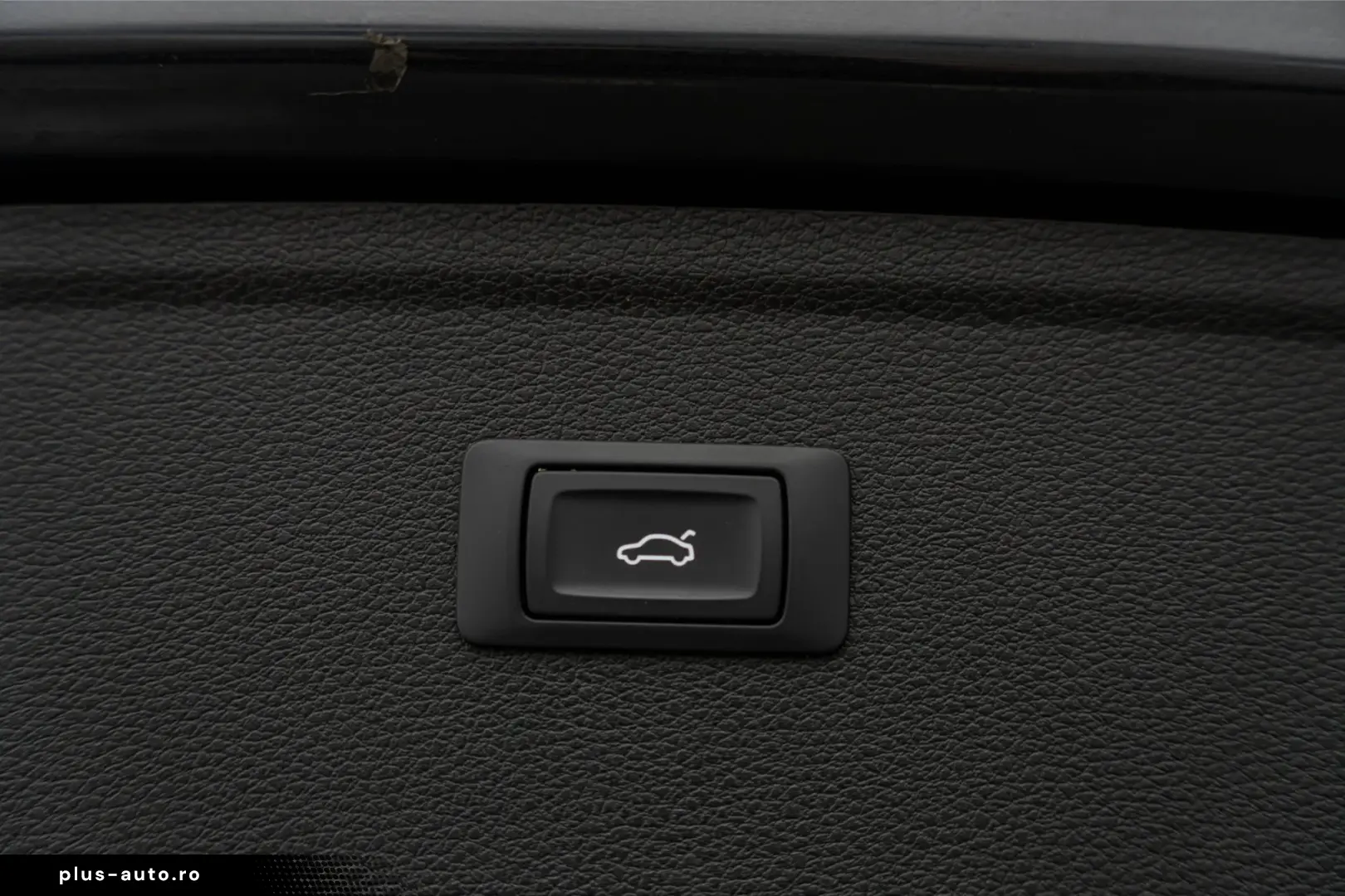 Audi Q5 40 TDI quattro S tronic S line business