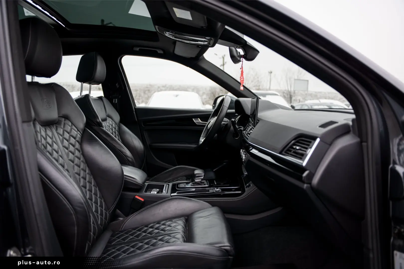 Audi Q5 40 TDI quattro S tronic S line business