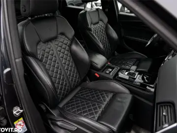 Audi Q5 40 TDI quattro S tronic S line business