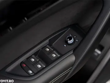 Audi Q5 40 TDI quattro S tronic S line business