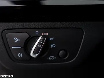 Audi Q5 40 TDI quattro S tronic S line business