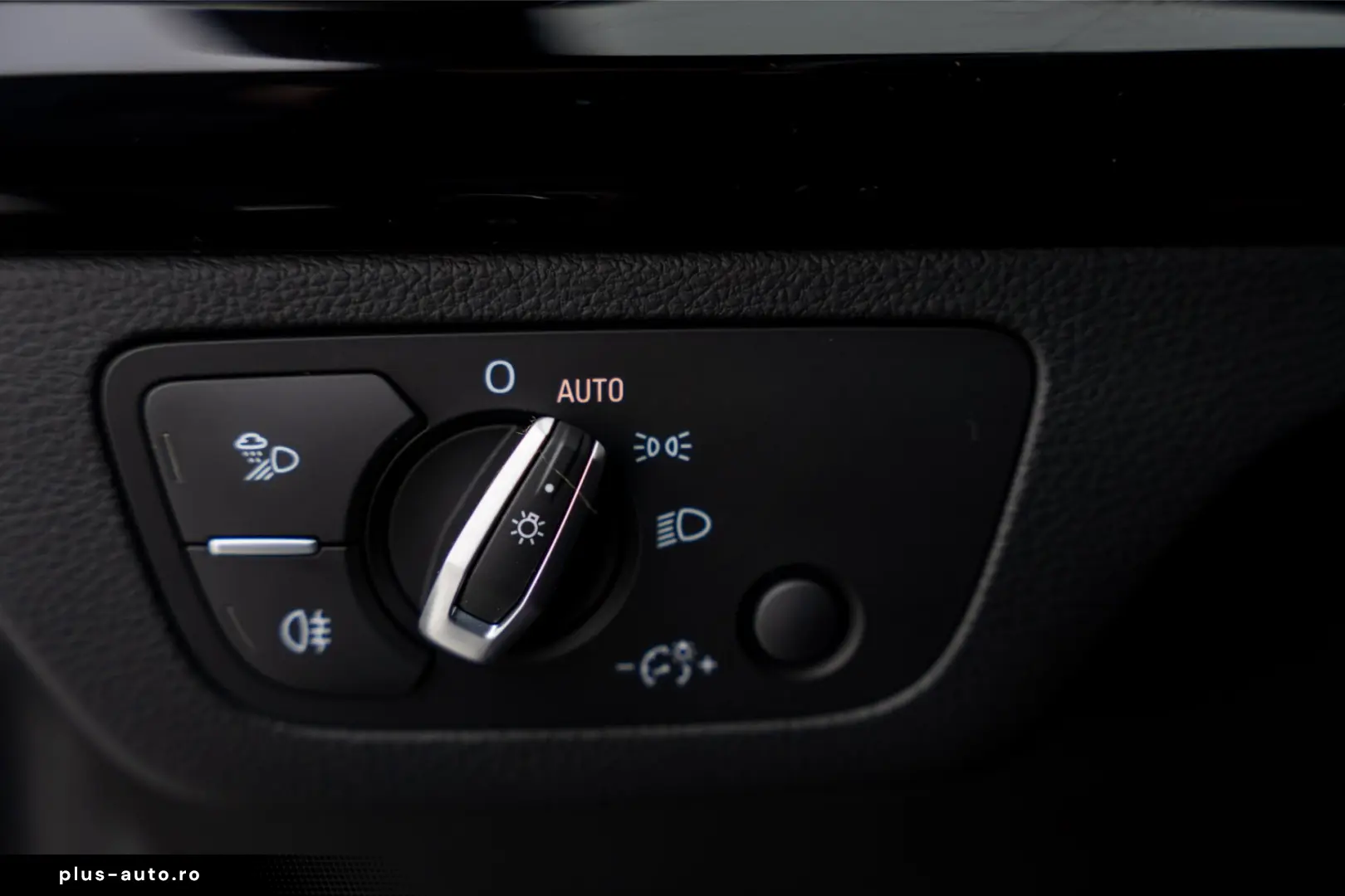 Audi Q5 40 TDI quattro S tronic S line business